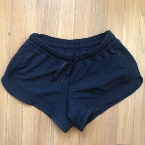 Lululemon Hotty Hot Shorts 2.5”